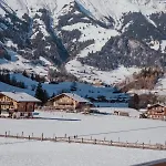 Hidden Retreats The Valley Retreat Kandergrund