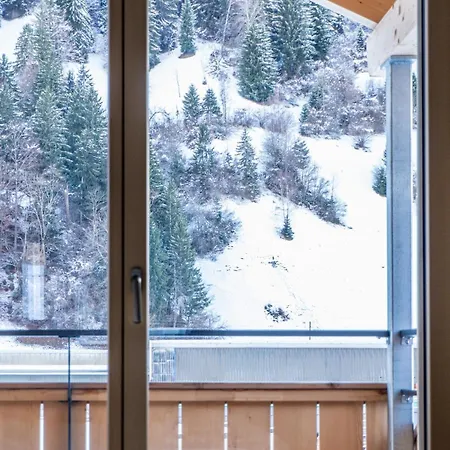 Hidden Retreats The Valley Retreat * Kandergrund